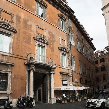 Charming Penthouse In Piazza Venezia With Terrace Apartment Рим Екстериор снимка